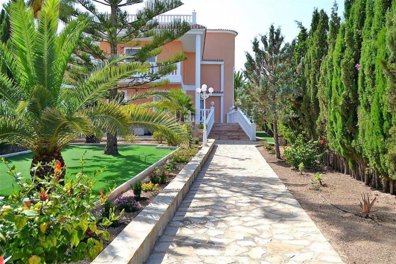 Villa zum Verkauf in Calpe