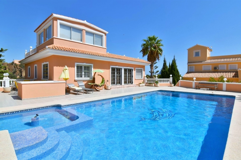 Villa zum Verkauf in Calpe