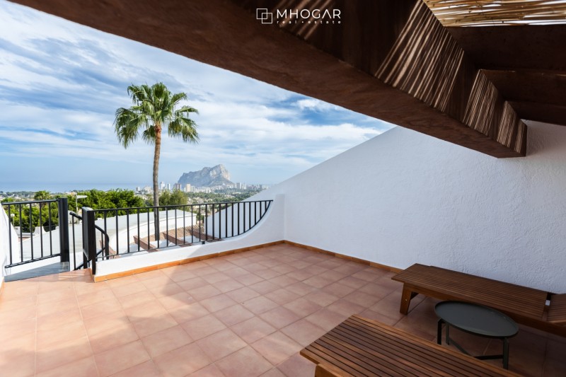 Calpe -Apartamentos de 1 dormitorio, tipo dúplex con  vistas al mar Mediterráneo y Peñón de Ifach!